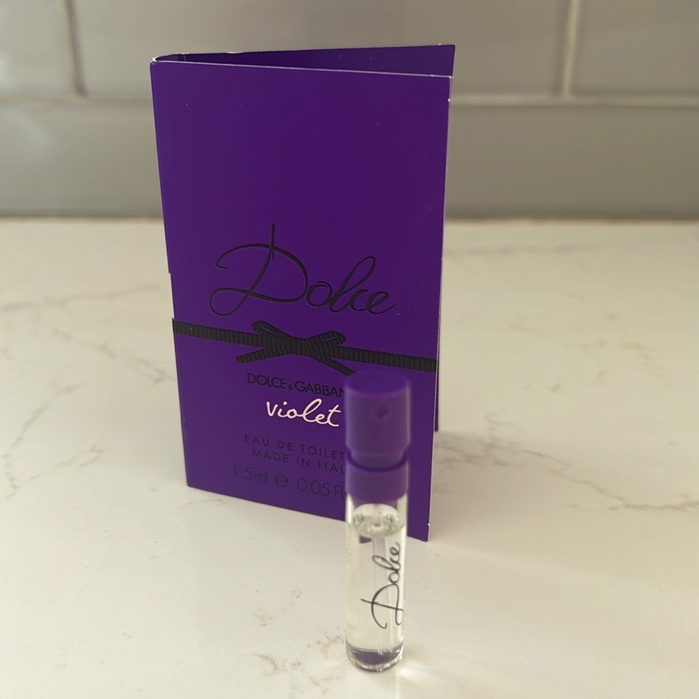 💟NWT Dolce Violet Dolce & Gabbana Perfume Sample 1.5 ml 💟